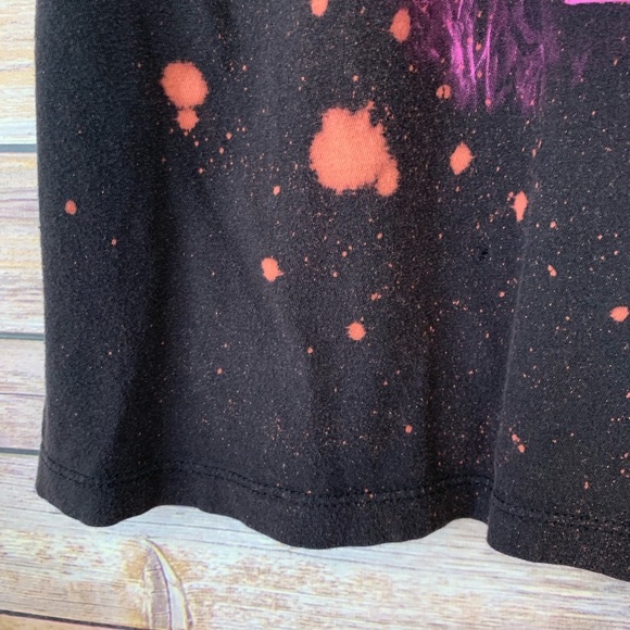 Billy Bob’s Texas Live and Loud Neon Festival Tee - Picture 3 of 7